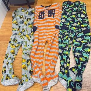 4T onesie pajama’s by simple joys by carters